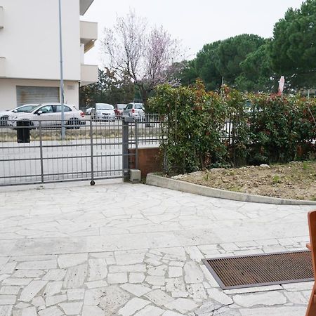 Al Mare Da Nonna Me' Apartman Porto SantʼElpidio Kültér fotó